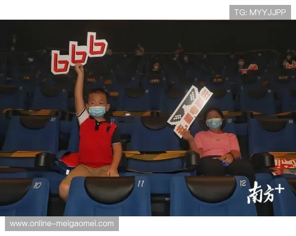 百老汇香港官网首页用户评论与评分，了解真实观众的演出体验与评价